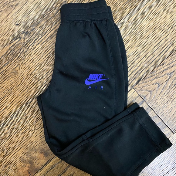 Toddler Nike Sweatsuit - Picture 3 of 3